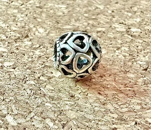 Korálek na náramek Srdíčka - TOPBEADS