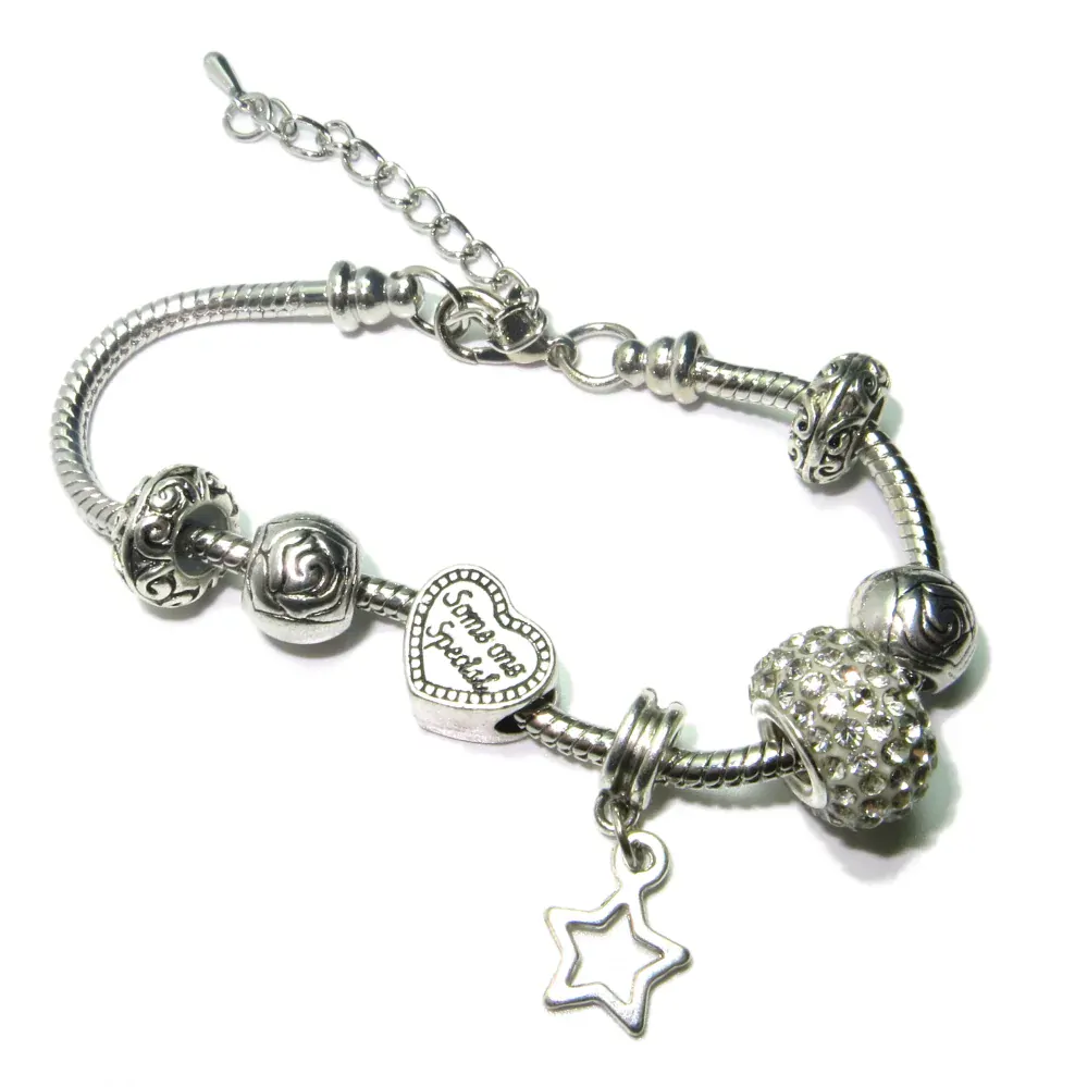 Náramek s korálky a přívěsky BASIC LOVE - TOPBEADS