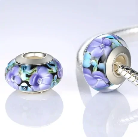 Korálek na náramek KATY Fialková louka – skleněný přívěsek – TOPBEADS