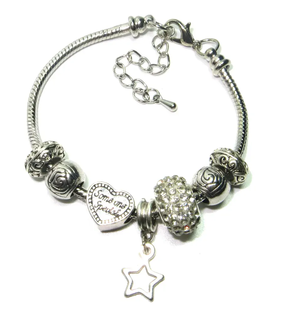 Náramek s korálky a přívěsky BASIC LOVE - TOPBEADS