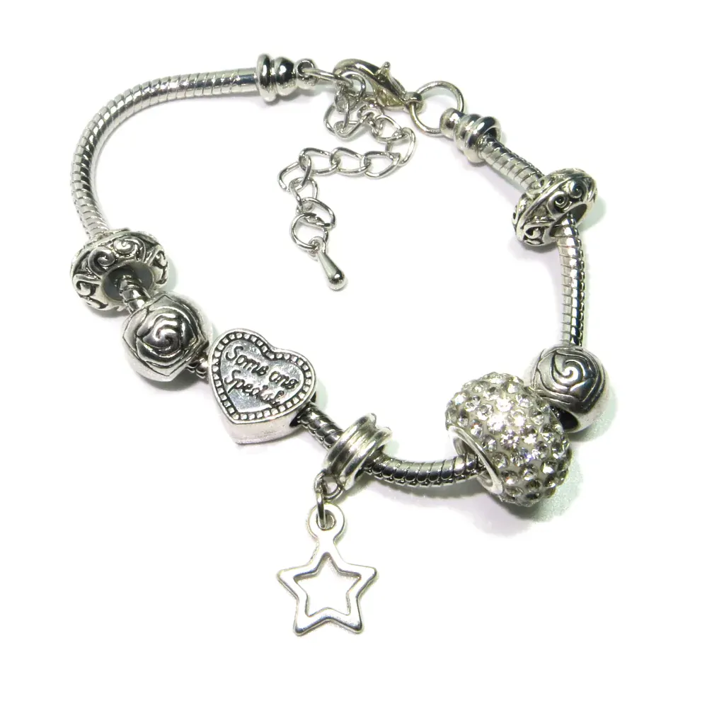 Náramek s korálky a přívěsky BASIC LOVE - TOPBEADS